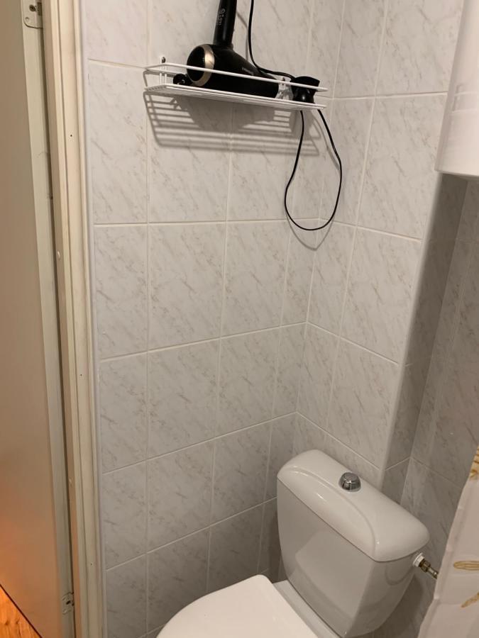 Rueuetli - Cute Old Town Apartment - 2 Big Beds, Free Parking 塔尔图 外观 照片