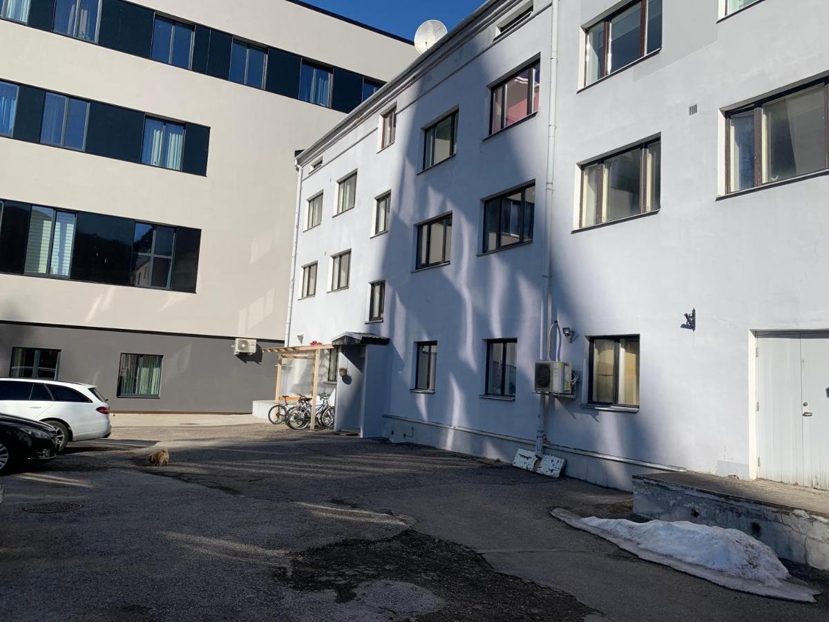 Rueuetli - Cute Old Town Apartment - 2 Big Beds, Free Parking 塔尔图 外观 照片